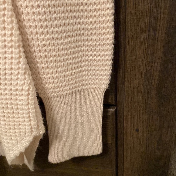 Top - Picture 3 of 8